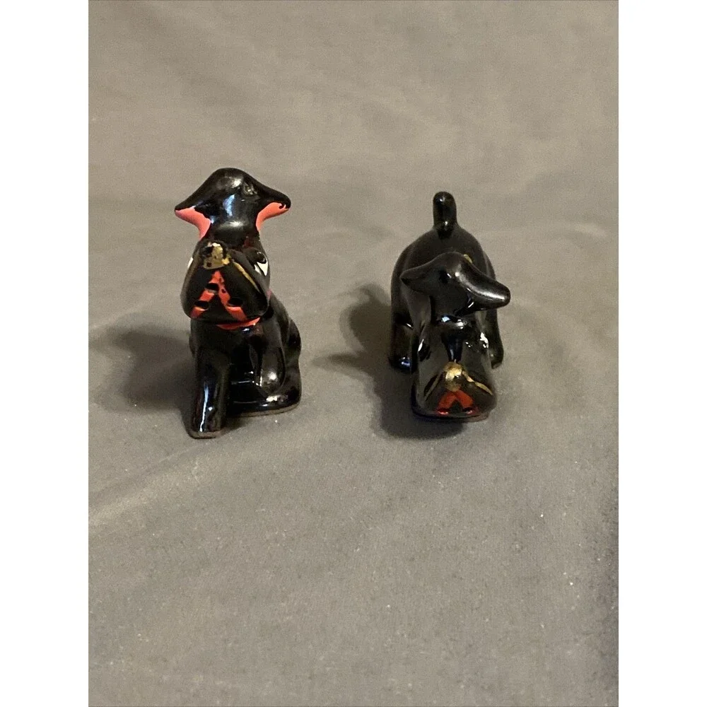 Black Dog Vintage Salt & Pepper Shaker Set Abstract Puppy Dog Japan